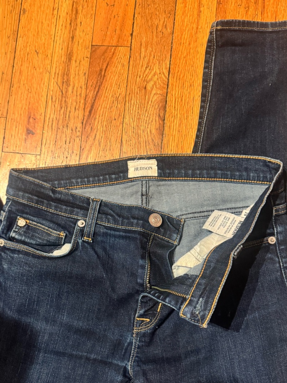 Jean Bundle - Madewell & Hudson - Picture 4 of 5